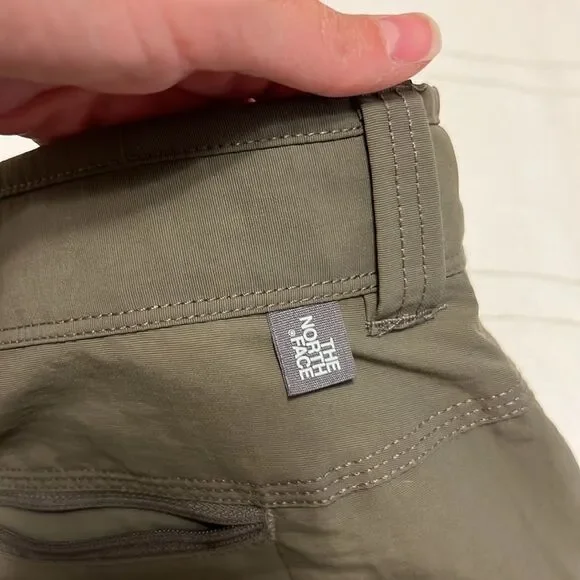 North Face Paramount II Cargo Shorts, Taupe Green - Picture 5 of 9